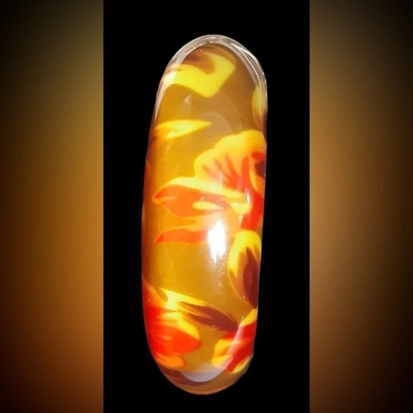 BAKELITE Vintage 1940s RARE Reverse Painted Apple Juice Bracelet TESTED - Picture 4 of 5